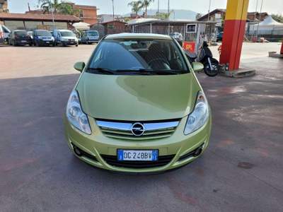 Opel Corsa 1.2 16V 3 porte Club Verde usata Quarto