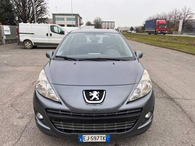 Peugeot 207 NEOPATENTATI Verde usata Verdello