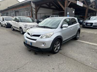 Toyota Urban Cruiser 4D AWD Luxury – 2010 🚗 Argento usata Torino