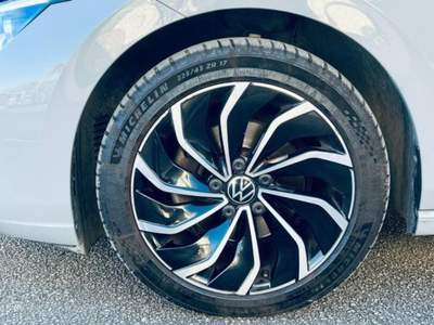 Volkswagen Golf 2.0Tdi Style150cv Dsg Tetto Apribile-Ambient Light Grigio usata Presenzano