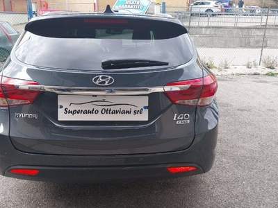 Hyundai i40 Wagon 1.7 CRDi 141 CV 7DCT Business DISABILI Grigio usata Urbino