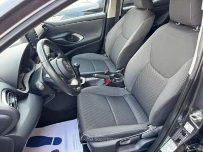 Toyota Yaris 1.0 5 porte Active - Neopatentati - Iva Esposta Grigio usata Sedriano