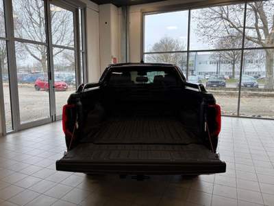Volkswagen Amarok 3.0 V6 TDI 241CV 4MOTION aut. Style KM 0 Nero usata Alba