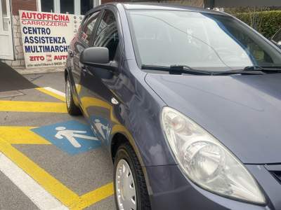 Hyundai i20 MOTORE REVISIONATO, UNICO PROPRIETARIO Grigio usata Manzano