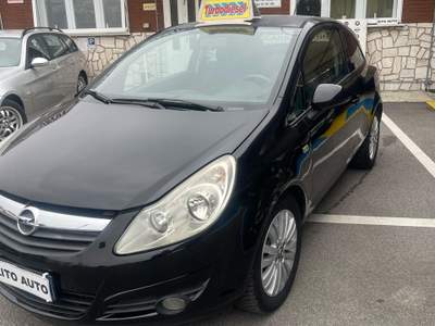 Opel Corsa MOTORE REVISIONATO, TURBINA ALTA Nero usata Manzano