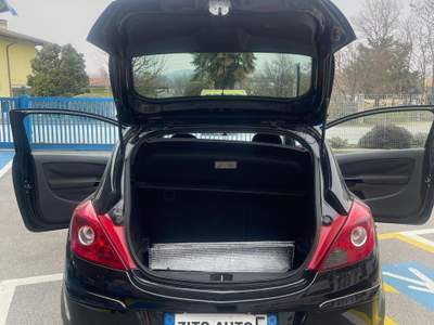 Opel Corsa MOTORE REVISIONATO, TURBINA ALTA Nero usata Manzano