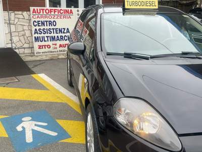 Fiat Grande Punto UNICO PROPRIETARIO Nero usata Manzano
