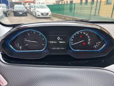 Peugeot 2008 BlueHDi 100 Allure Grigio usata Rovigo