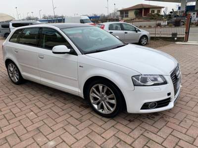 Audi A3 SPB 1.6 TDI 105 CV S tronic S-Line neopatentati Bianco usata Brusnengo