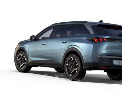 Peugeot 5008 motore elettrico 170kWh 230CV ALLURE+BSN+GT+GT EXC Blu/Azzurro usata Fara Gera d'Adda