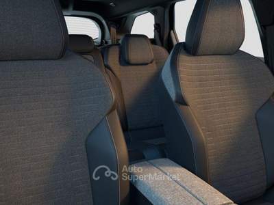 Peugeot 5008 motore elettrico 170kWh 230CV ALLURE+BSN+GT+GT EXC Blu/Azzurro usata Fara Gera d'Adda