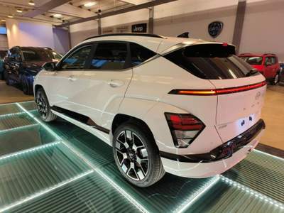 Hyundai Kona EV 64.8 KWh Exclusive + Pompa di Calore Bianco usata Reggio nell'Emilia