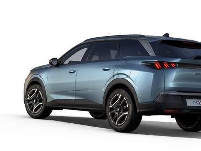 Peugeot 5008 motore elettrico 73kWh 210CV ALLURE+BSN+GT+GT EXCL Blu/Azzurro usata Fara Gera d'Adda