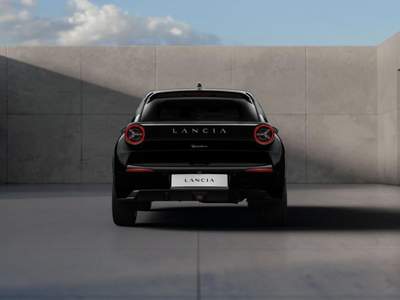 Lancia Ypsilon Hybrid e-DCT LX Nero usata Melegnano