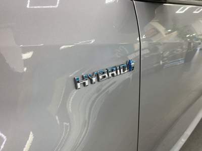 Toyota Yaris 1.5 hybrid Premiere Argento usata Carlentini