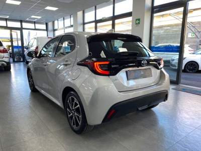 Toyota Yaris 1.5 hybrid Premiere Argento usata Carlentini
