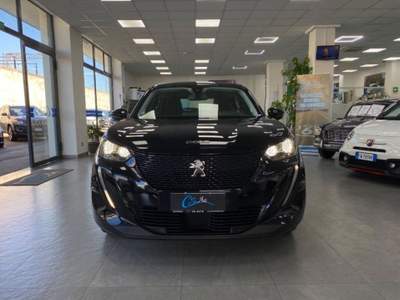 Peugeot 2008 1.5 bluehdi Active s&s 100cv Nero usata Carlentini