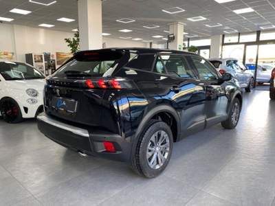 Peugeot 2008 1.5 bluehdi Active s&s 100cv Nero usata Carlentini