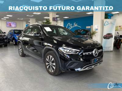 Mercedes-Benz GLA 200 d Business Extra auto Nero usata Carlentini