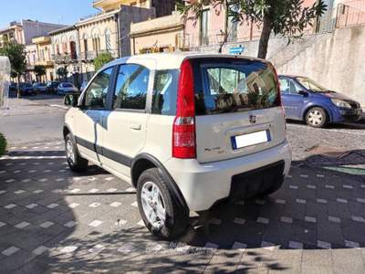 Fiat Panda 1.3 mjt 16V 4x4 75CV Bianco usata Zafferana Etnea