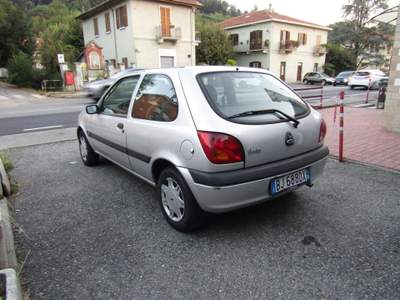 Ford Fiesta 1.2 75CV 3p. "61.000 km" Cinghia distrib. fatta Grigio usata Torino
