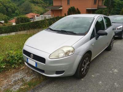 Fiat Grande Punto 1.2 5p Impianto Gpl Nuovo, frizione e distrib. ok Grigio usata Torino Fiat Grande Punto 1.2 5p Impianto Gpl Nuovo, frizione e distrib. ok Grigio usata Torino