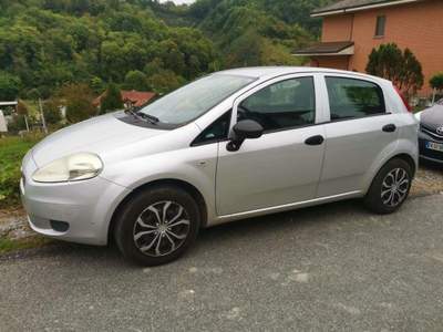 Fiat Grande Punto 1.2 5p Impianto Gpl Nuovo, frizione e distrib. ok Grigio usata Torino