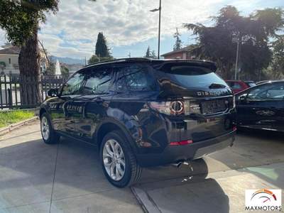 Land Rover Discovery Sport  2.2 TD4 SE 150CV Nero usata San Giovanni Teatino