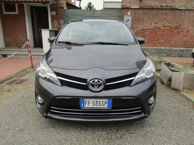 Toyota Verso 1.6 Active my16 "32.000 km" Bluetooth, retrocamera Grigio usata Torino