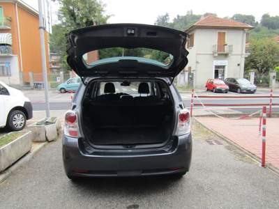 Toyota Verso 1.6 Active my16 "32.000 km" Bluetooth, retrocamera Grigio usata Torino
