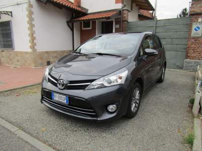 Toyota Verso 1.6 Active my16 "32.000 km" Bluetooth, retrocamera Grigio usata Torino