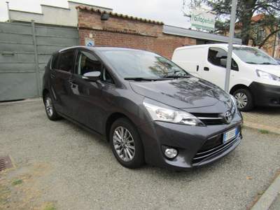 Toyota Verso 1.6 Active my16 "32.000 km" Bluetooth, retrocamera Grigio usata Torino