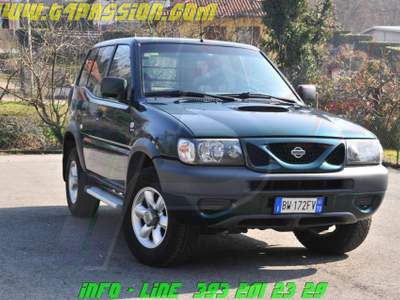 Nissan Terrano II 2.7 Tdi 3p. Autoc. ok Neopat. GancioTraino Verde usata COSSATO