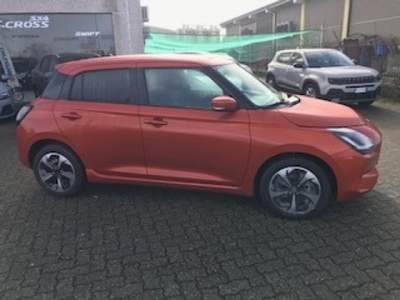 Suzuki Swift 1.2 Hybrid 4WD AllGrip Top NUOVO DA IMMATRICOLARE usata Casteggio