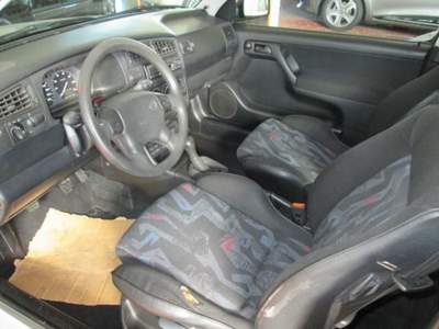 Volkswagen Golf 1.6 cat 3 porte Argento usata Lamporecchio