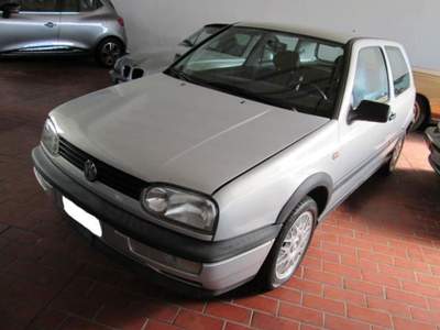 Volkswagen Golf 1.6 cat 3 porte Argento usata Lamporecchio