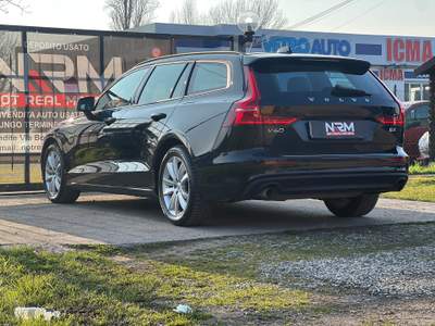 Volvo V60 PARI AL NUOVO Nero usata Ferrara