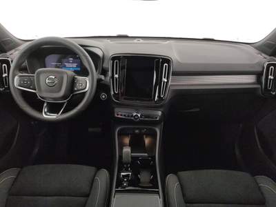 Volvo XC40 B3 automatico Ultra Dark - KM0 Rosso usata Modena