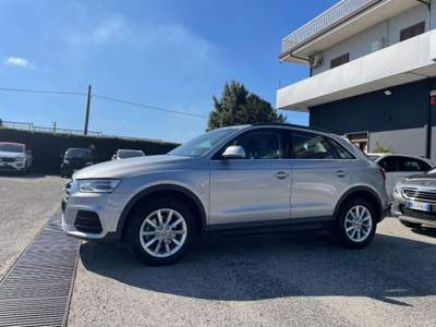 Audi Q3 2.0 tdi Business 120cv Grigio usata Lamezia Terme