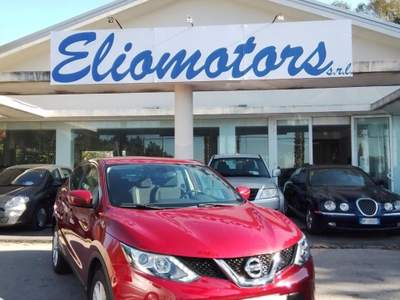 Nissan Qashqai 1.6 dCi X-Tronic 2WD Rosso usata Modica