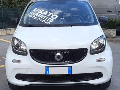 Smart ForFour 70 1.0 twinamic Passion Bianco usata SORA
