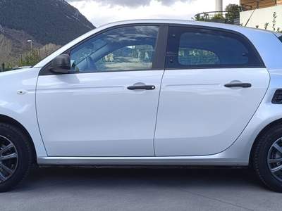 Smart ForFour 70 1.0 twinamic Passion Bianco usata SORA