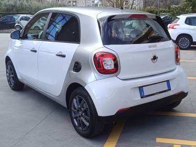 Smart ForFour 70 1.0 twinamic Passion Bianco usata SORA