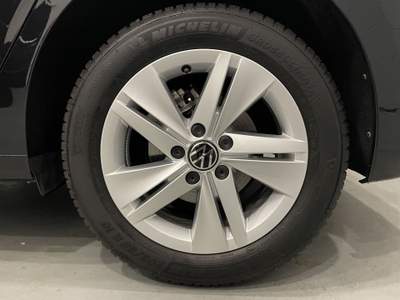Volkswagen Golf 1.5 TSI EVO ACT Life Nero usata Leini
