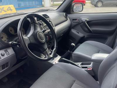 Toyota RAV4 4X4 Argento usata Manzano