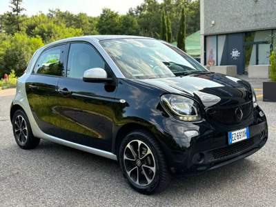 Smart ForFour SMART FORFOUR YOUNGSTER Nero usata Faloppio