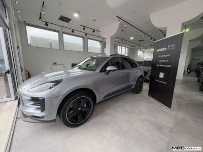 Porsche Macan 2.0 Argento usata Rimini