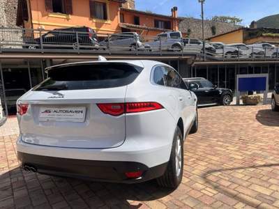 Jaguar F-Pace 2.0 D 180 CV AWD aut. Portfolio MY 2019 Bianco usata Acquasparta