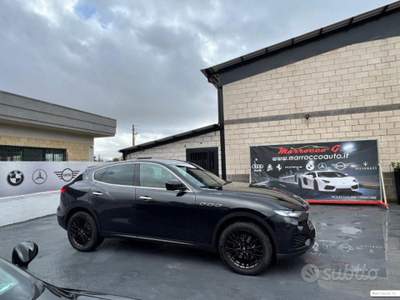 Maserati Levante Levante V6 AWD Granlusso usata Fondi