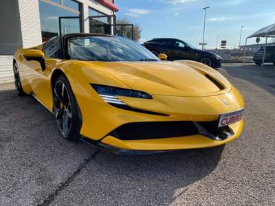 Ferrari SF90 Spider ASSETTO FIORANO Giallo usata Marostica